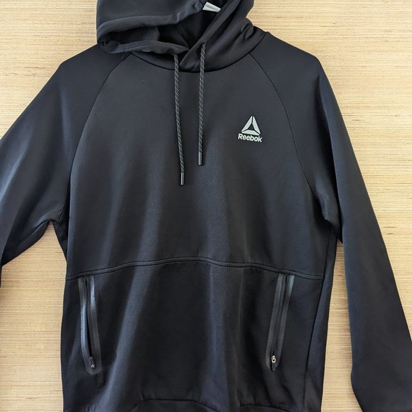 Reebok Mens Pullover Athletic Polyester Blend Training Hoodie Small Black 5.607 - Picture 1 of 10